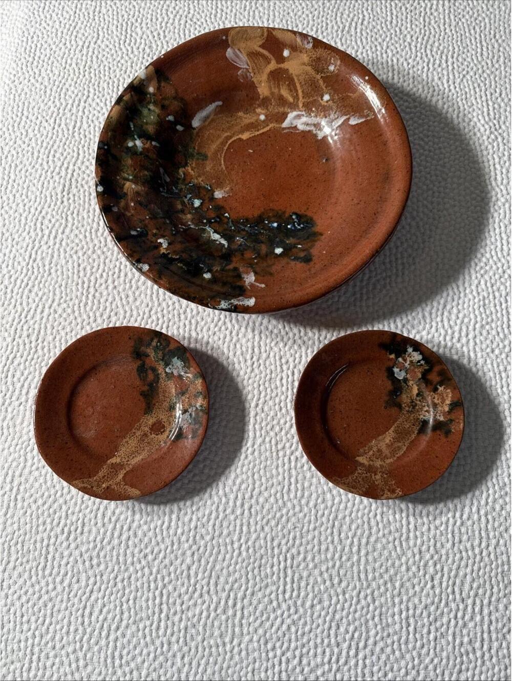 Vintage Hand Thrown Terracotta Pottery 1988 Bowl Two Plates Set